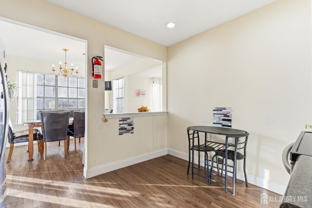 29 Exeter Court, Franklin, NJ 08873