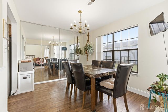 29 Exeter Court, Franklin, NJ 08873