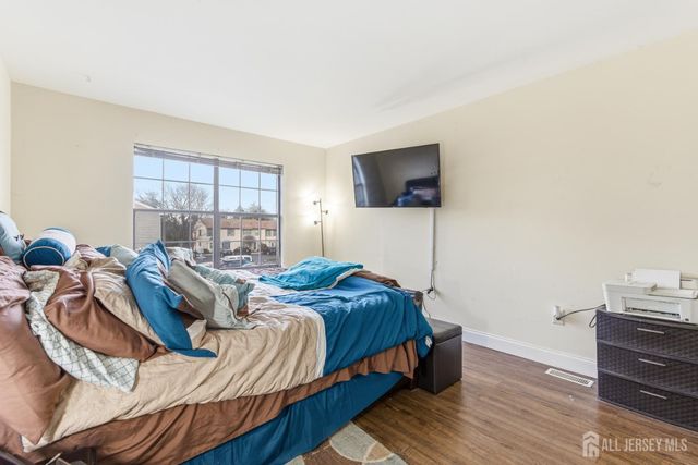 29 Exeter Court, Franklin, NJ 08873