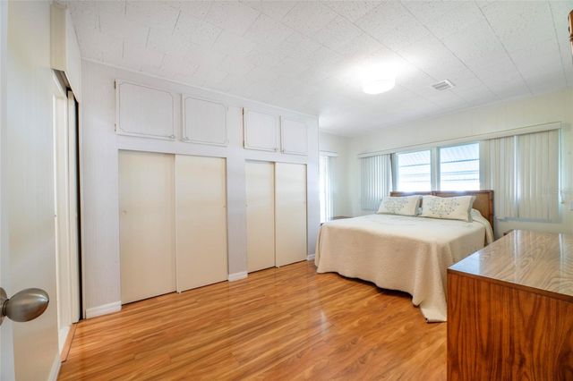 10011 110TH PLACE 246, Largo, FL 33773