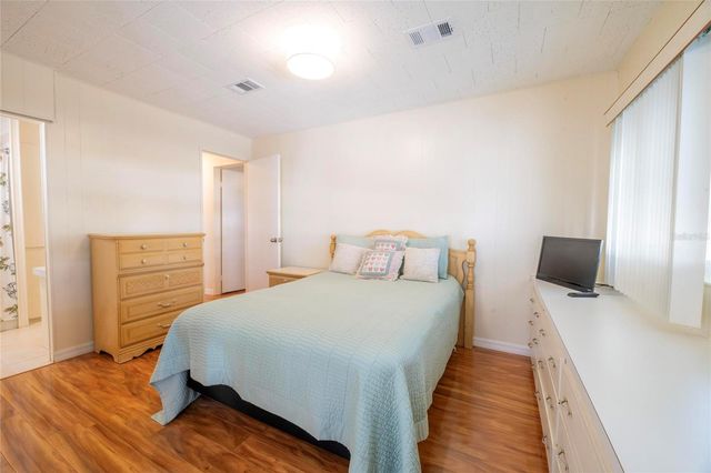 10011 110TH PLACE 246, Largo, FL 33773