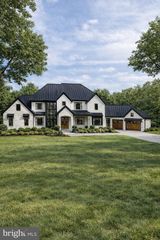 914 MEADOWBREEZE, Lancaster, PA 17601