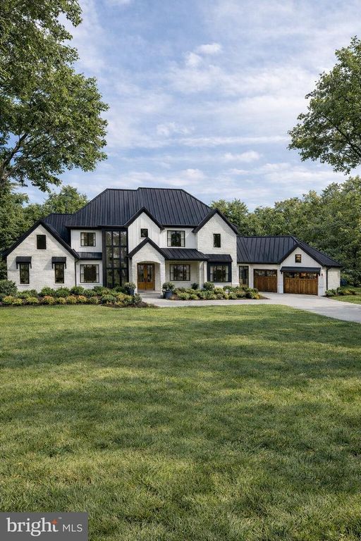 914 MEADOWBREEZE, Lancaster, PA 17601