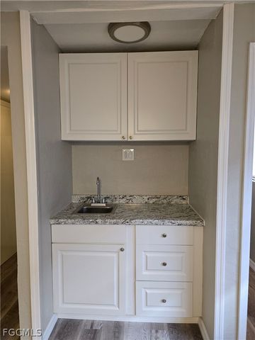 1314 SE 40th TER 1, Cape Coral, FL 33904