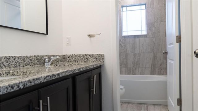 4400 N BRANCH AVENUE, Tampa, FL 33603