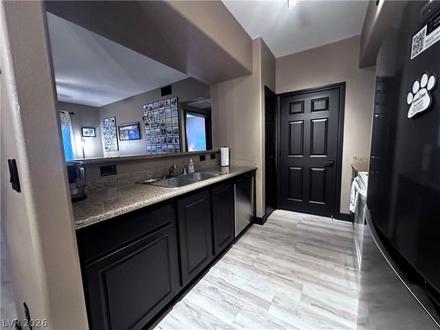 8000 Badura Avenue 1001, Las Vegas, NV 89113