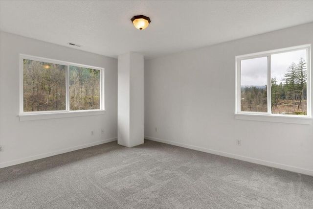 33910 Railroad Avenue, Gates, OR 97346