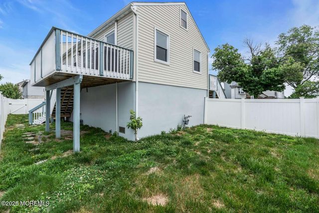 417 Pine Street, Union Beach, NJ 07735