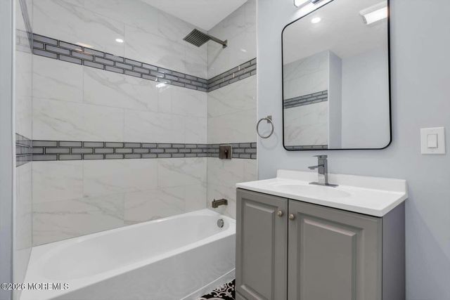 417 Pine Street, Union Beach, NJ 07735