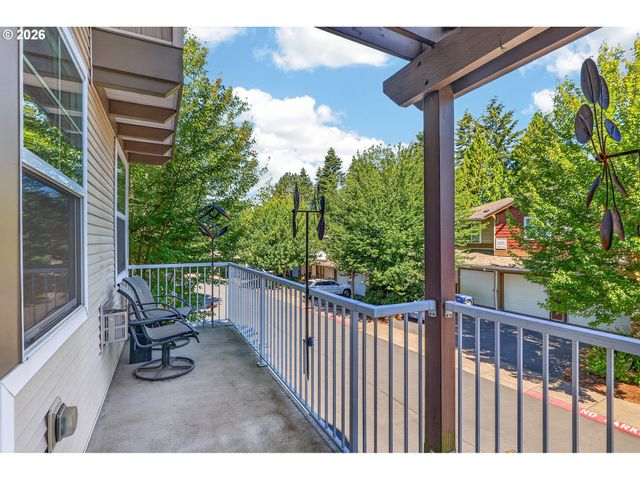 10813 Sw CANTERBURY Ln 104, Tigard, OR 97224