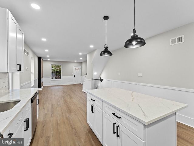 1468 N HIRST ST, Philadelphia, PA 19151