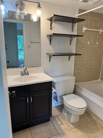 10811 Richmond Avenue 2, Houston, TX 77042