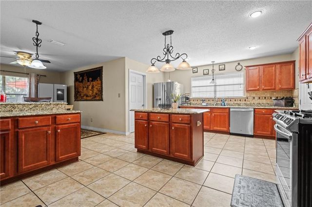 10715 Hunters Court E, Mobile, AL 36695