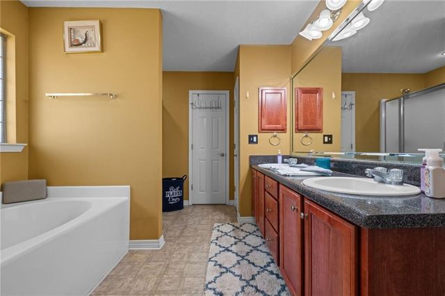 10715 Hunters Court E, Mobile, AL 36695