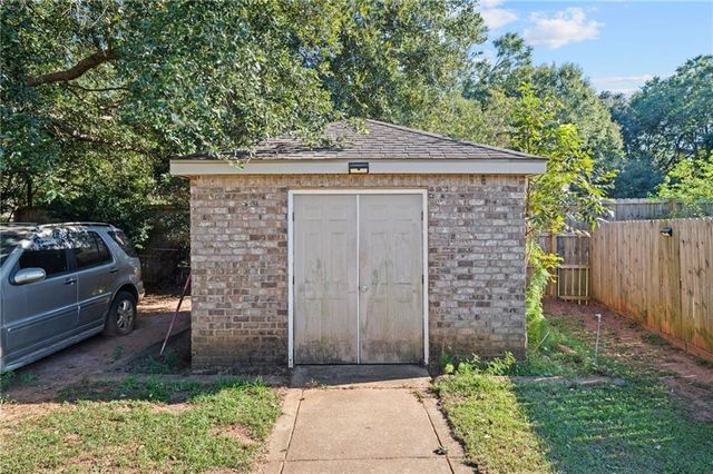 10715 Hunters Court E, Mobile, AL 36695