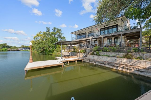 1517 County Road 132a RD, Kingsland, TX 78639