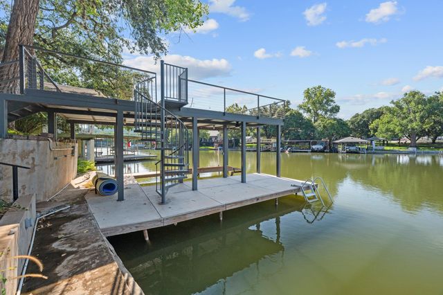 1517 County Road 132a RD, Kingsland, TX 78639