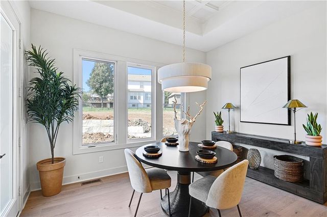 22093 W 94th Terrace, Lenexa, KS 66220