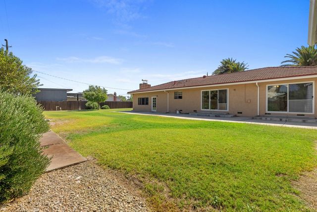 15735 Redondo Dr, Tracy, CA 95304