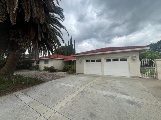 15735 Redondo Dr, Tracy, CA 95304