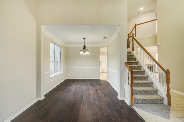 107 Mango Street, Lake Jackson, TX 77566