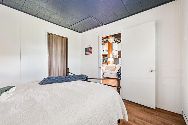 16519 Captain Kidd Road, Jamaica Beach, TX 77554