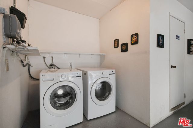 11868 Moorpark Street D, Studio City, CA 91604