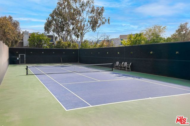 11868 Moorpark Street D, Studio City, CA 91604