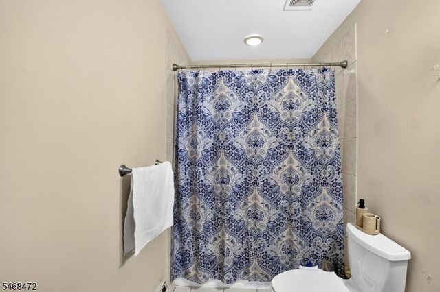 813 Victoria Ct 813, Hillsborough Twp., NJ 08844