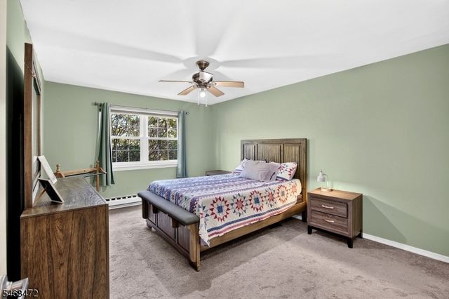 813 Victoria Ct 813, Hillsborough Twp., NJ 08844
