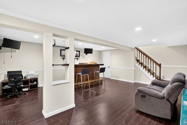 813 Victoria Ct 813, Hillsborough Twp., NJ 08844