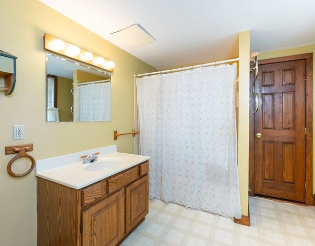 369 Andover Road, Billerica, MA 01821