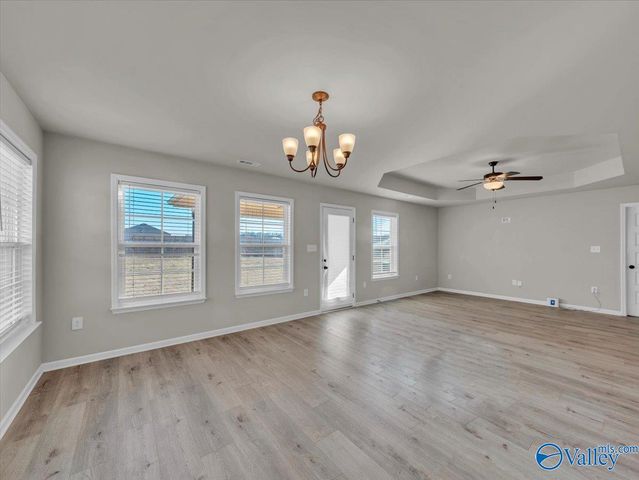 1674 Opp Reynolds Road, Toney, AL 35773