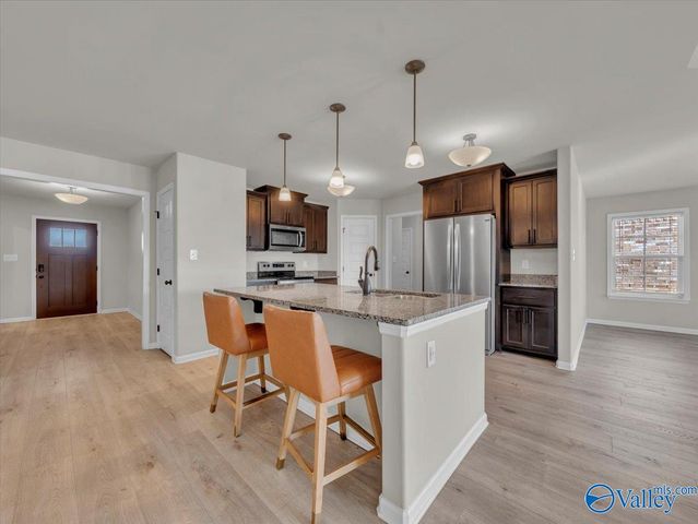 1674 Opp Reynolds Road, Toney, AL 35773