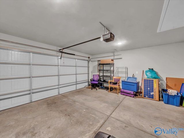 1674 Opp Reynolds Road, Toney, AL 35773