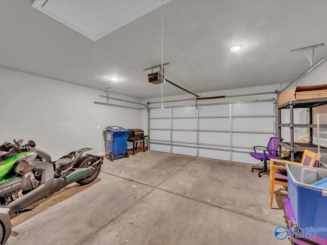 1674 Opp Reynolds Road, Toney, AL 35773