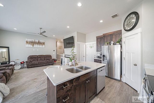 4156 N Ventura Avenue, Idaho Falls, ID 83401