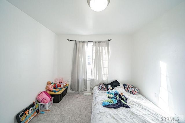 4156 N Ventura Avenue, Idaho Falls, ID 83401