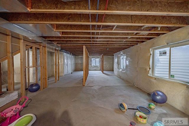 4156 N Ventura Avenue, Idaho Falls, ID 83401