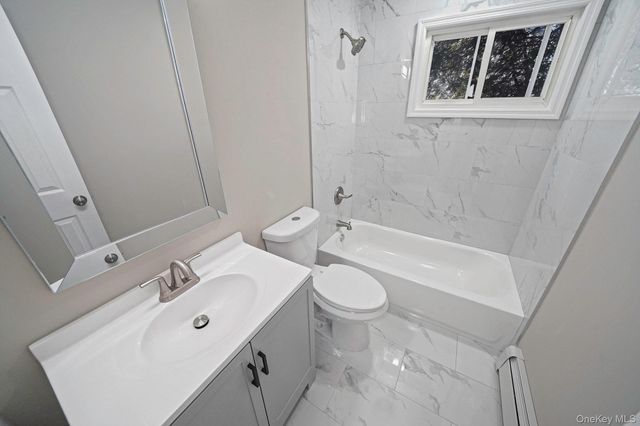 182 W 17th Street, Deer Park, NY 11729