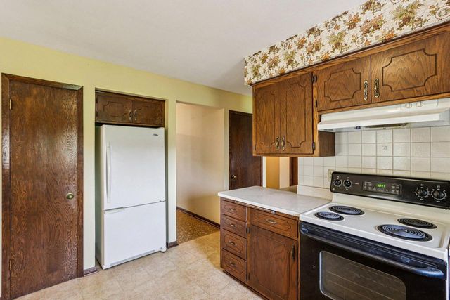 1900 State Road 164, Richfield, WI 53076