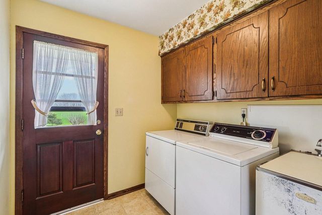 1900 State Road 164, Richfield, WI 53076