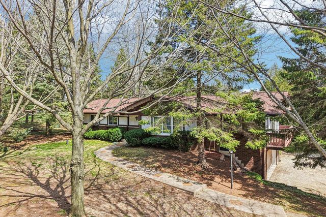 1900 State Road 164, Richfield, WI 53076
