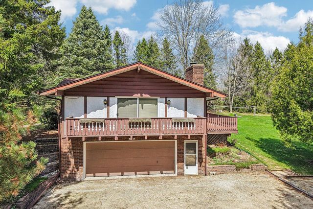 1900 State Road 164, Richfield, WI 53076