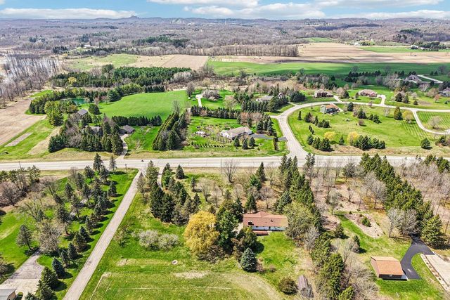 1900 State Road 164, Richfield, WI 53076