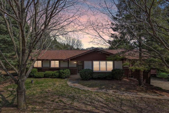 1900 State Road 164, Richfield, WI 53076