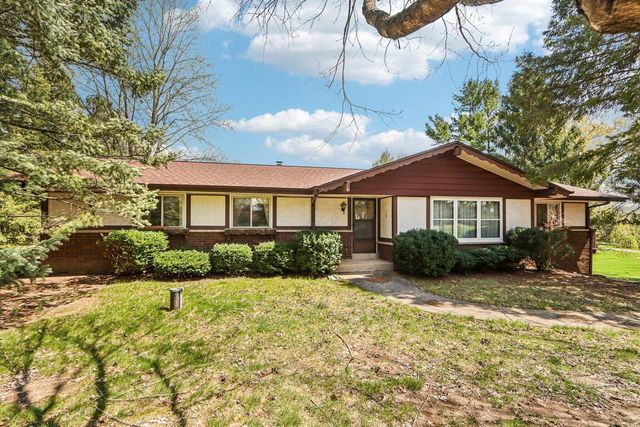 1900 State Road 164, Richfield, WI 53076