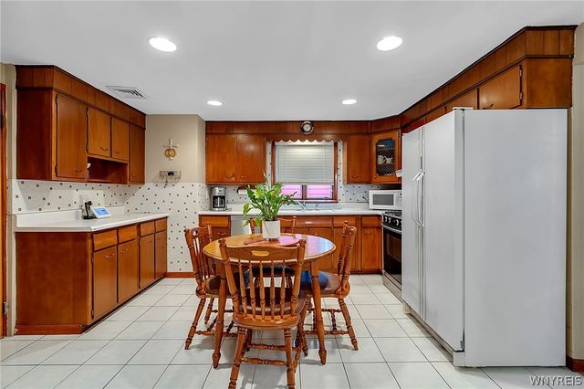 1063 East Lovejoy Street, Buffalo, NY 14206
