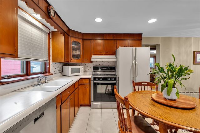 1063 East Lovejoy Street, Buffalo, NY 14206