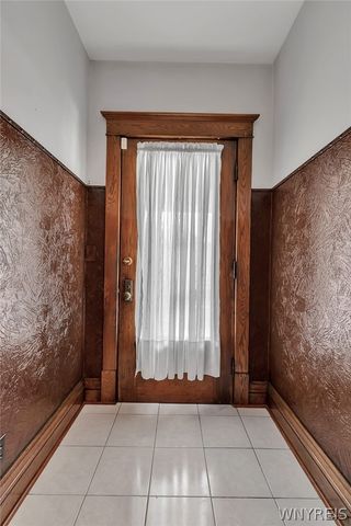 1063 East Lovejoy Street, Buffalo, NY 14206